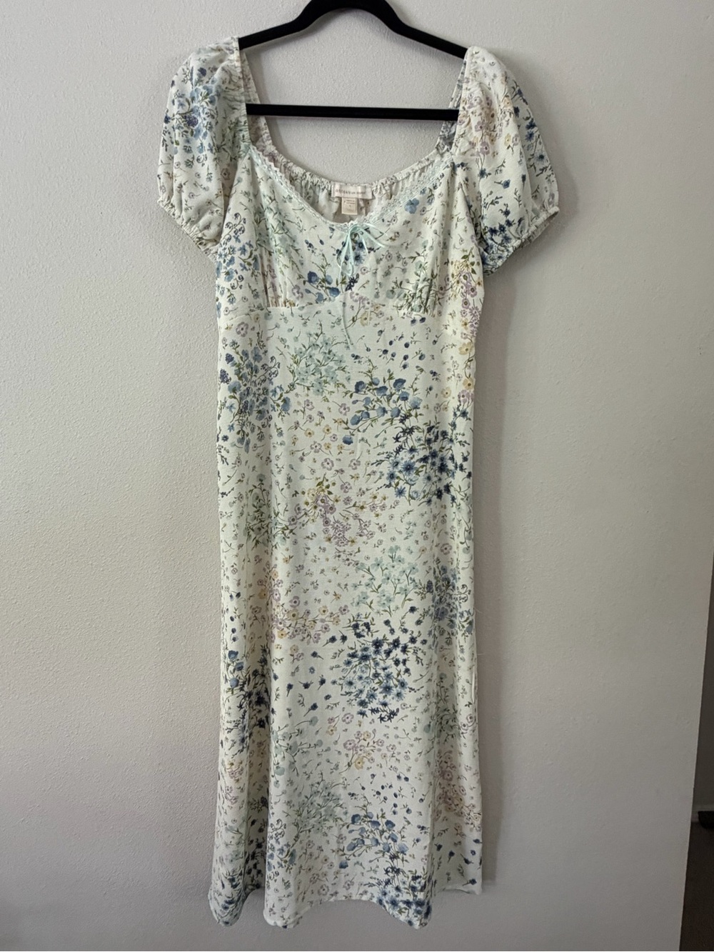 Monteau New Junior’s Size L Floral Midi Dress Puff Short Sleeve Cottagecore